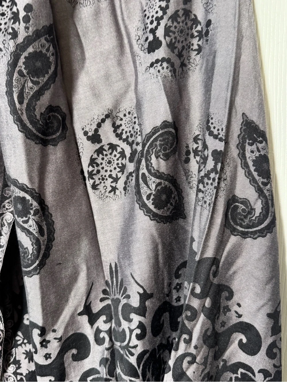 Oversized Grey & Black Paisley Pashmina Shawl Scarf Wrap Fringe 72